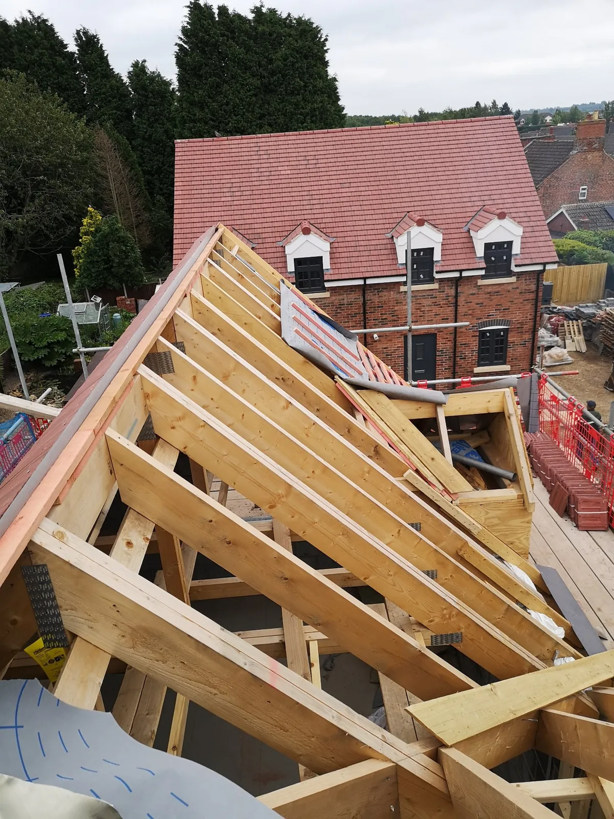 Slate roof replacement completed in Wigston LE18 by L&A Roofing Contractors Leicester